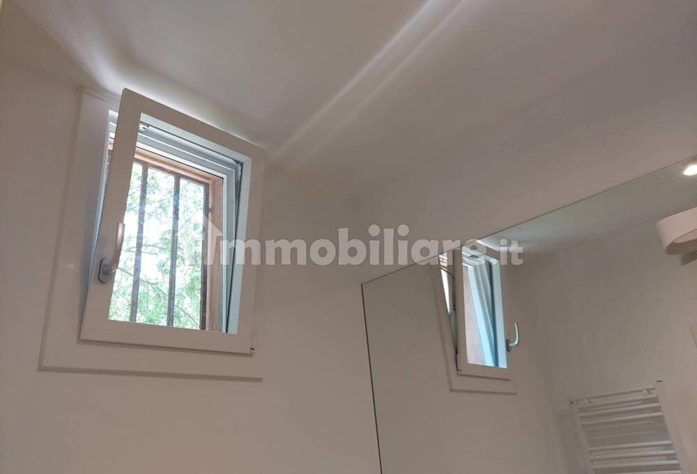 seufem1275-int01-copy