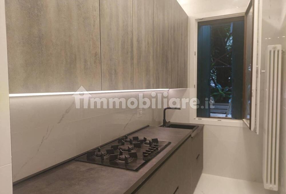 sfranc1300-cuc004-copy