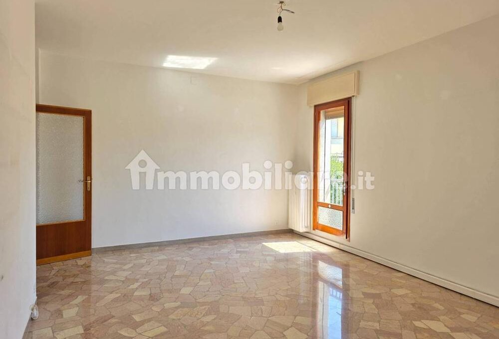 avoga1035-cuc001-copy