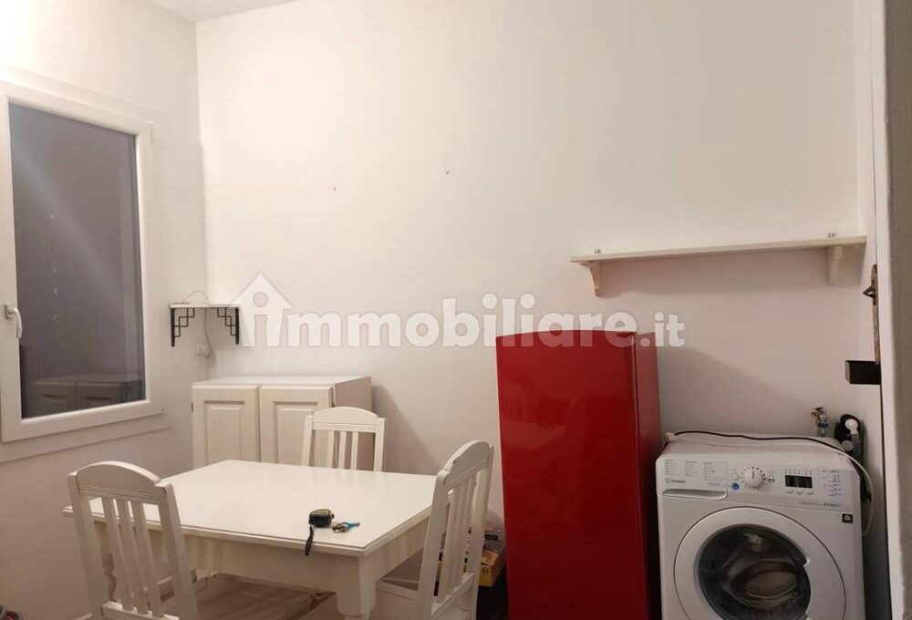battis690-sal004-copy