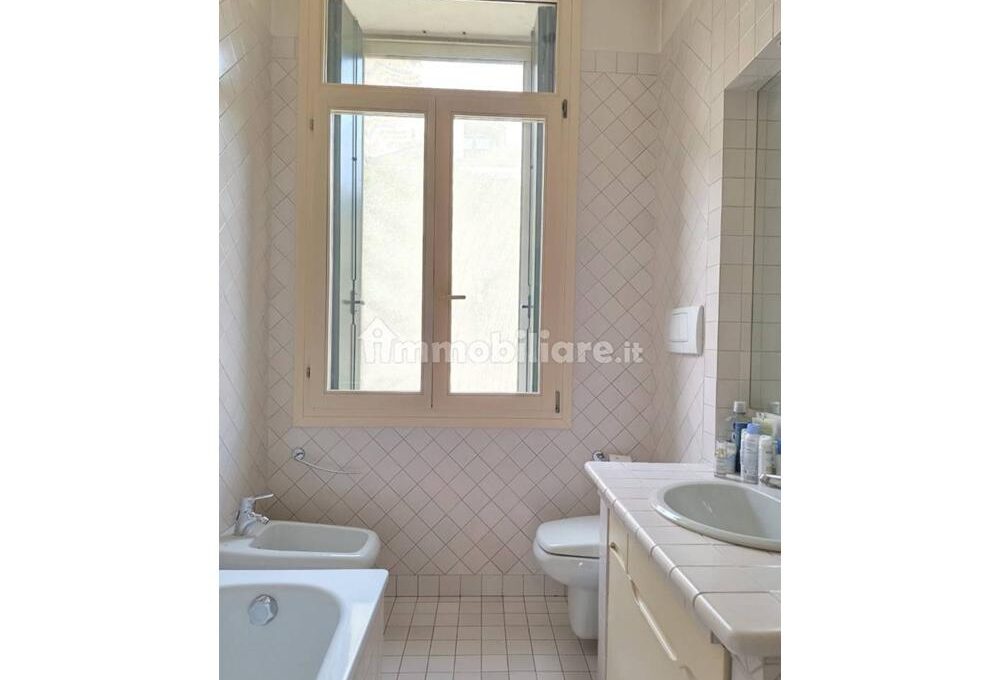 schiara470k-033-copy
